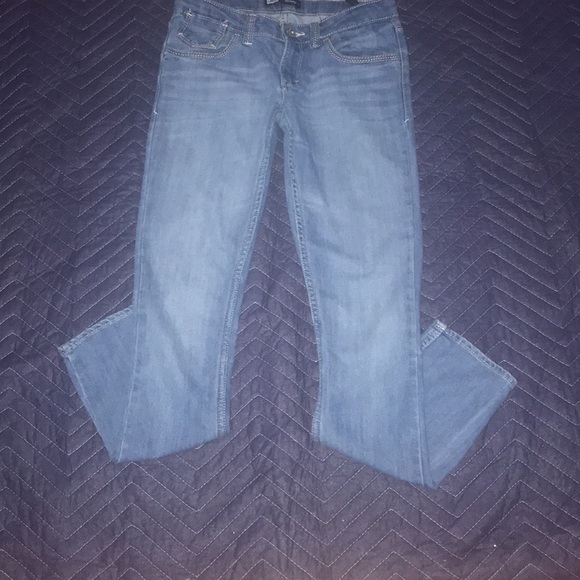 Girls Levi Skinny Jeans - Picture 2 of 5